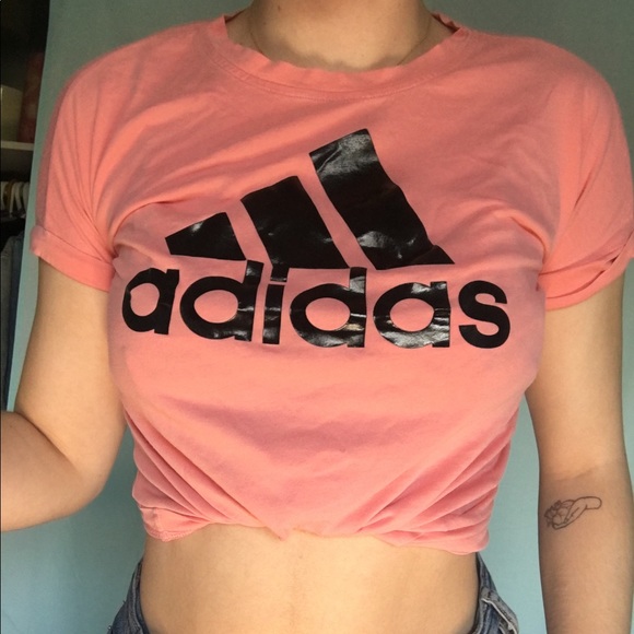 Pink adidas tee! In great condition! - Picture 1 of 2